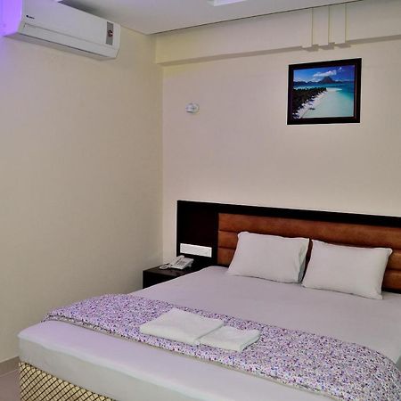 Ocean Palace Cox'Sbazar Cox's Bazar Exterior foto